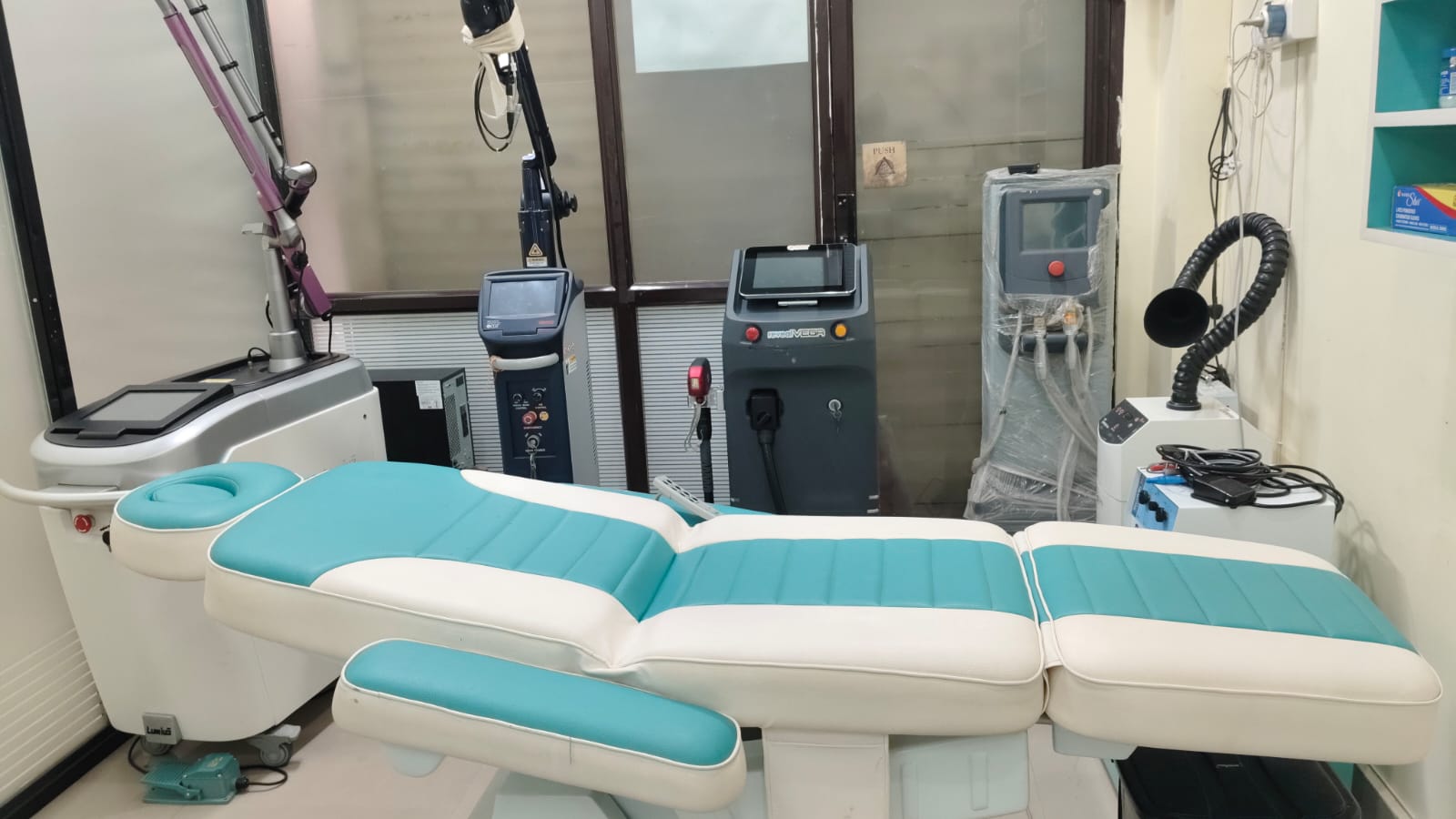 Clinic with Great Equipments